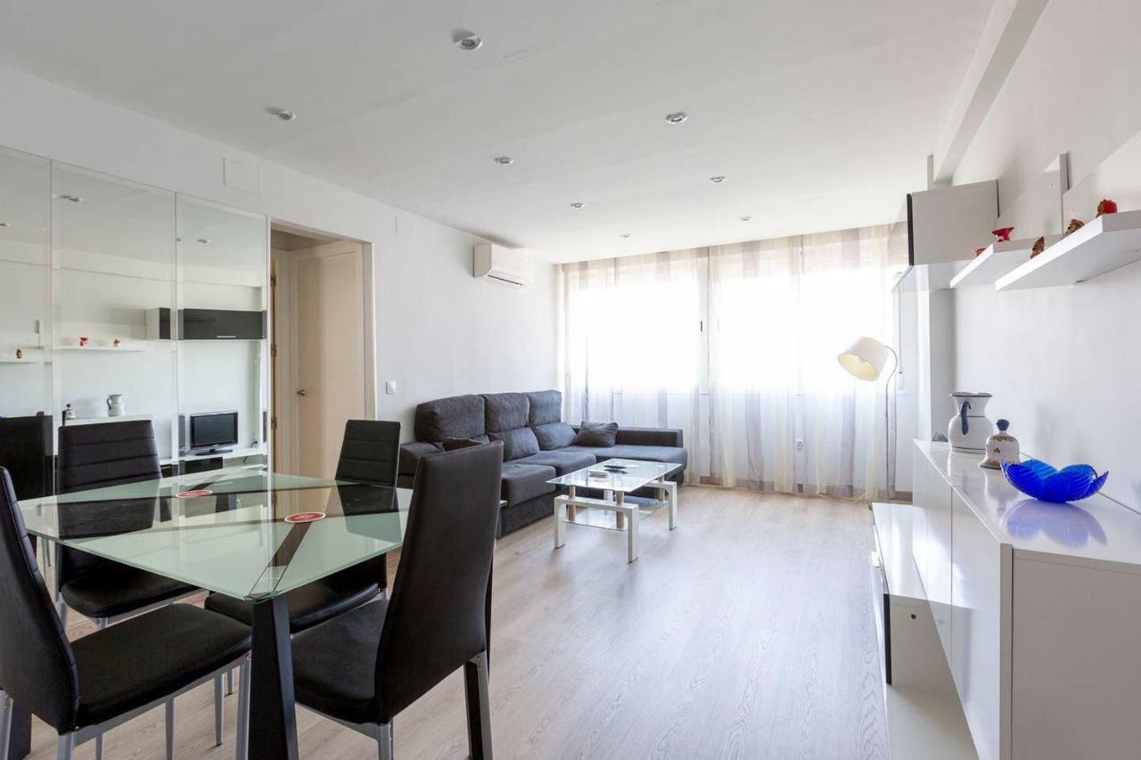 Apartamentos La Vaguada Suites Мадрид Экстерьер фото